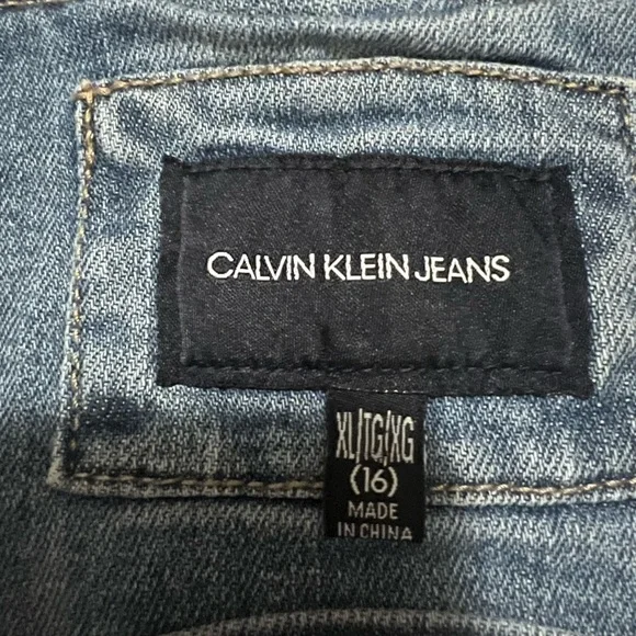 New girls Calvin Klein overalls - Picture 4 of 8